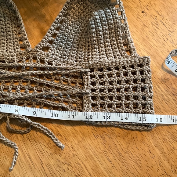 Hand crafted Crochet Halter Size Small  Boho Bikini Bralette Off the Shoulder - Picture 6 of 7